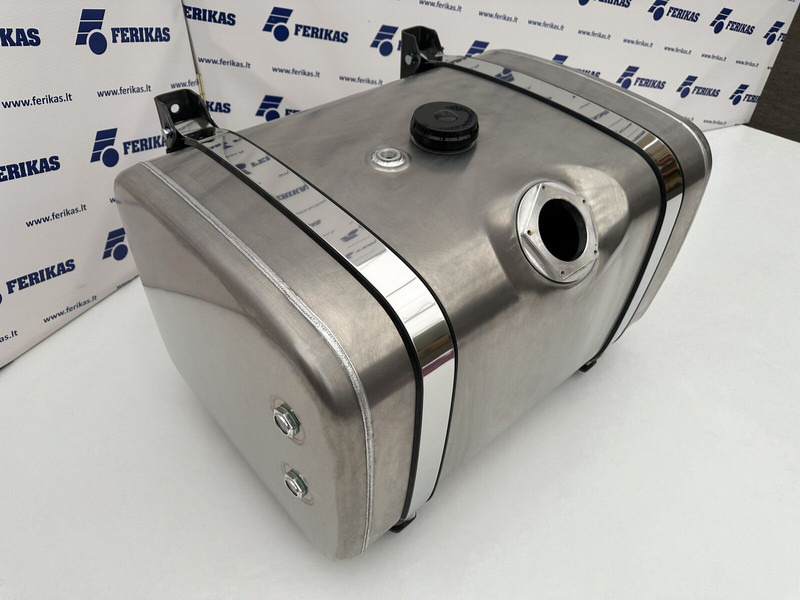 Hydraulic aluminum oil tank 300L - Hydrauliektank voor Vrachtwagen: afbeelding 3 Hydraulic aluminum oil tank 300L - Hydrauliektank voor Vrachtwagen: afbeelding 3
