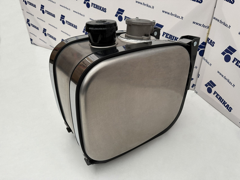 Hydraulic oil aluminum tank 65L - Hydrauliektank voor Vrachtwagen: afbeelding 2 Hydraulic oil aluminum tank 65L - Hydrauliektank voor Vrachtwagen: afbeelding 2