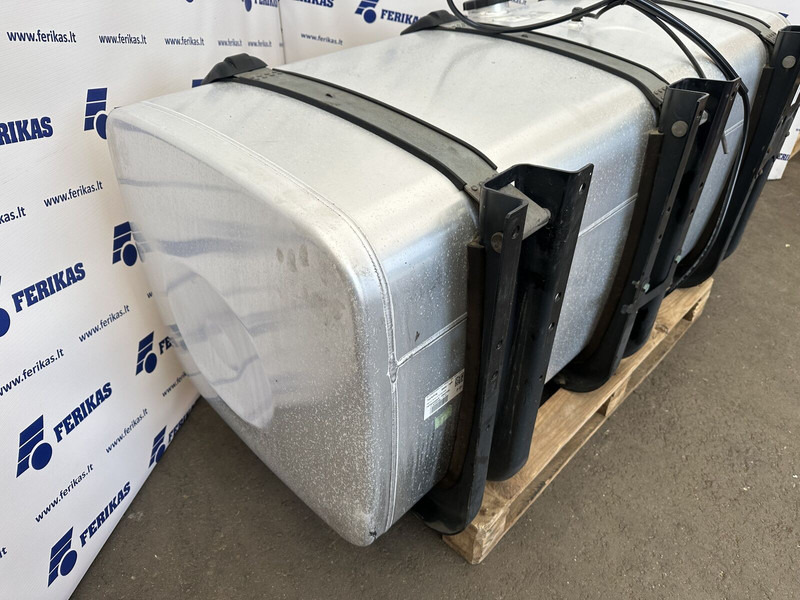 MAN 710L fuel tank - Brandstoftank voor Vrachtwagen: afbeelding 5 MAN 710L fuel tank - Brandstoftank voor Vrachtwagen: afbeelding 5