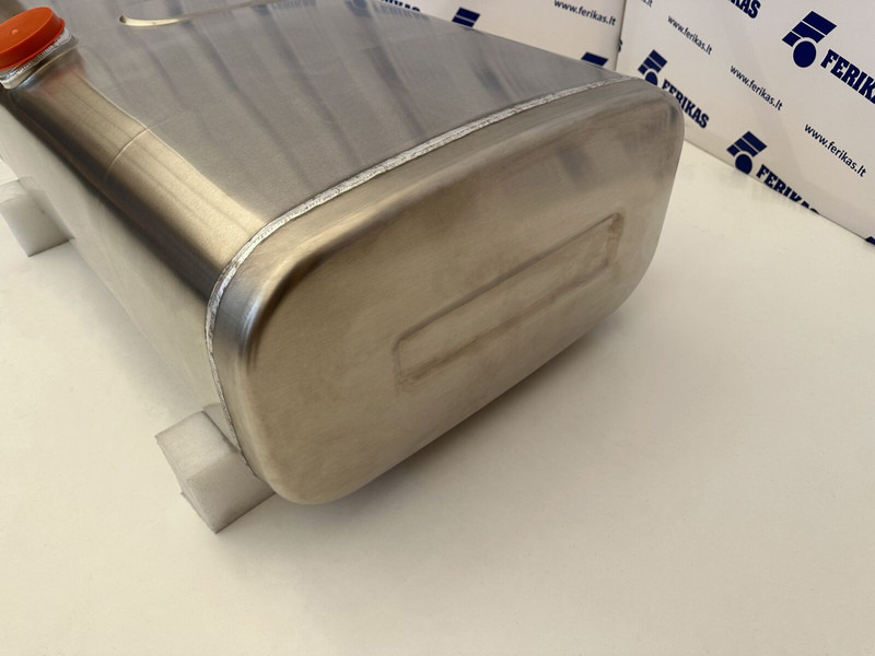 MAN - Brandstoftank voor Vrachtwagen: afbeelding 2 MAN - Brandstoftank voor Vrachtwagen: afbeelding 2