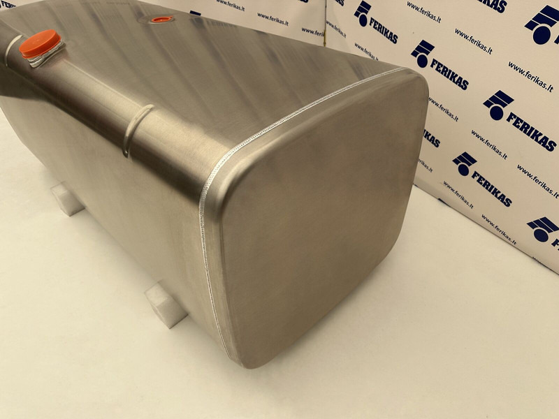 MAN New aluminum fuel tank 600L - Brandstoftank voor Vrachtwagen: afbeelding 2 MAN New aluminum fuel tank 600L - Brandstoftank voor Vrachtwagen: afbeelding 2