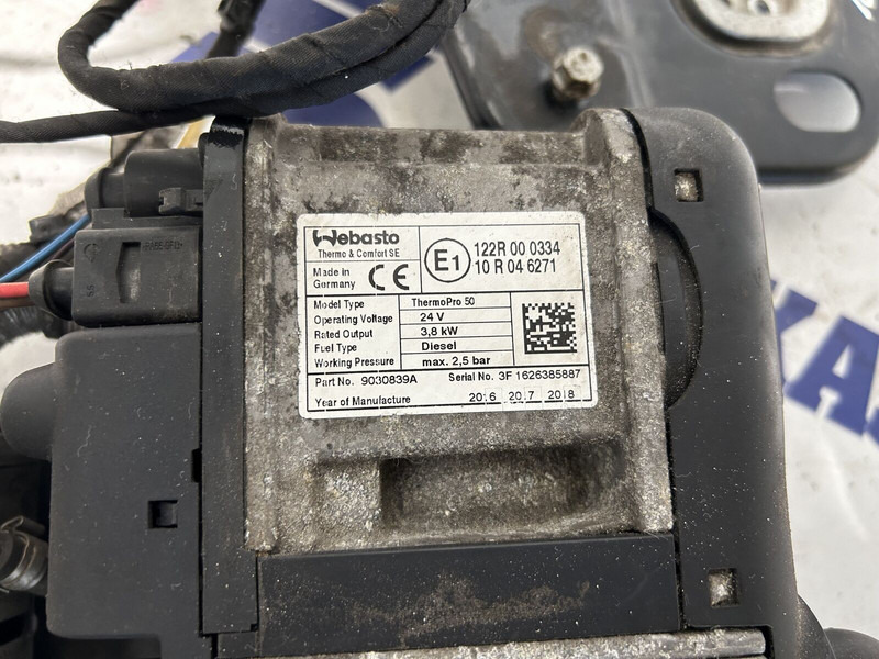 Mercedes-Benz 3.8kW - Verwarming/ Ventilatie voor Vrachtwagen: afbeelding 4 Mercedes-Benz 3.8kW - Verwarming/ Ventilatie voor Vrachtwagen: afbeelding 4