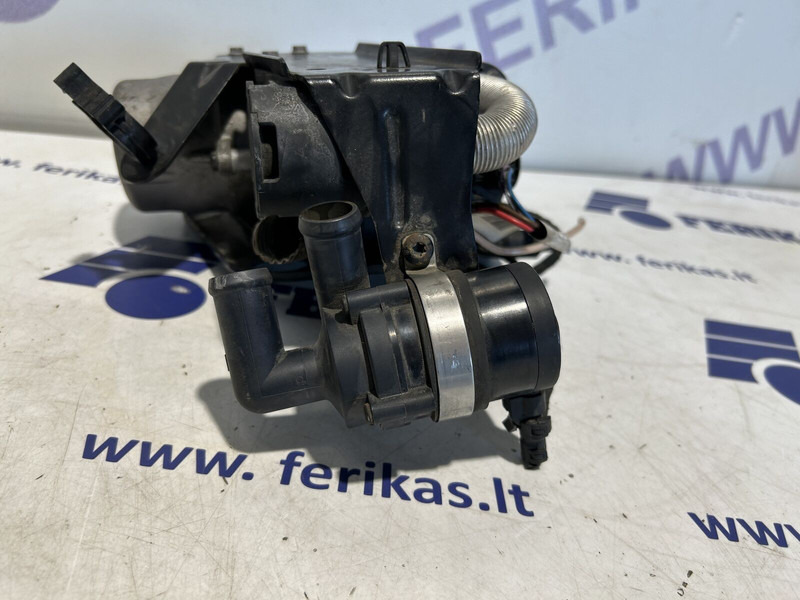 Mercedes-Benz 3.8kW - Verwarming/ Ventilatie voor Vrachtwagen: afbeelding 3 Mercedes-Benz 3.8kW - Verwarming/ Ventilatie voor Vrachtwagen: afbeelding 3