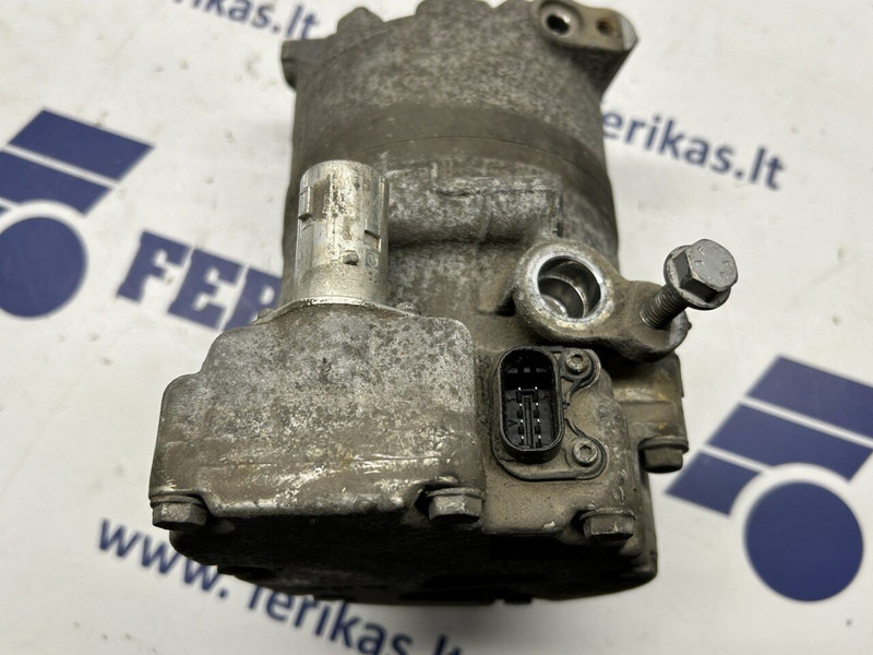 Mercedes-Benz Actros MP5 - Airco compressor voor Vrachtwagen: afbeelding 3 Mercedes-Benz Actros MP5 - Airco compressor voor Vrachtwagen: afbeelding 3