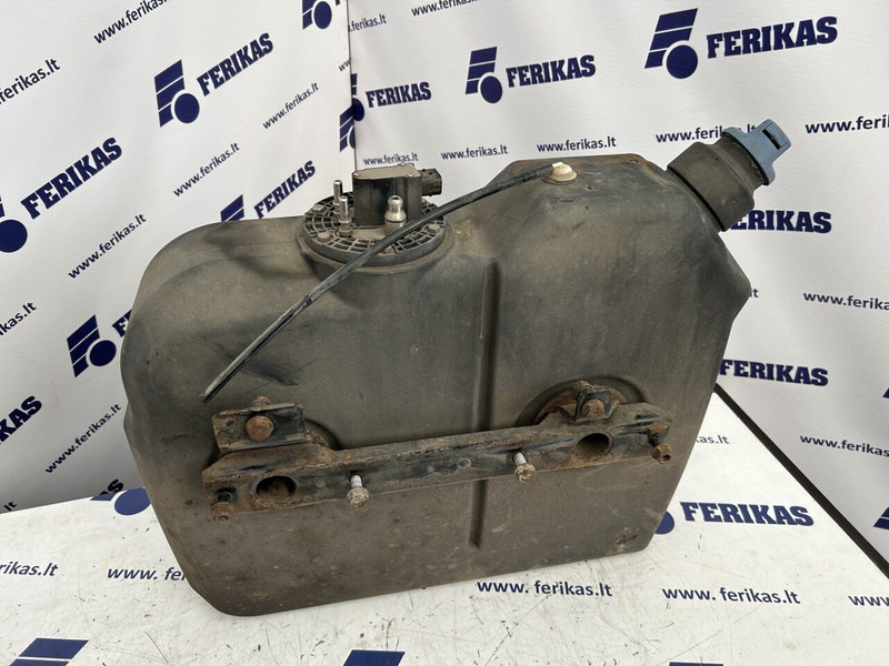 Mercedes-Benz Atego - Geluiddemper/ Uitlaatsysteem voor Vrachtwagen: afbeelding 2 Mercedes-Benz Atego - Geluiddemper/ Uitlaatsysteem voor Vrachtwagen: afbeelding 2