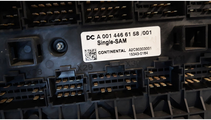 Mercedes-Benz SAM electrical center box 0014466158 !!! - Elektrisch systeem voor Vrachtwagen: afbeelding 4 Mercedes-Benz SAM electrical center box 0014466158 !!! - Elektrisch systeem voor Vrachtwagen: afbeelding 4