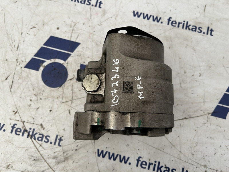 Mercedes-Benz hydraulic pump - Hydraulische pomp voor Vrachtwagen: afbeelding 2 Mercedes-Benz hydraulic pump - Hydraulische pomp voor Vrachtwagen: afbeelding 2