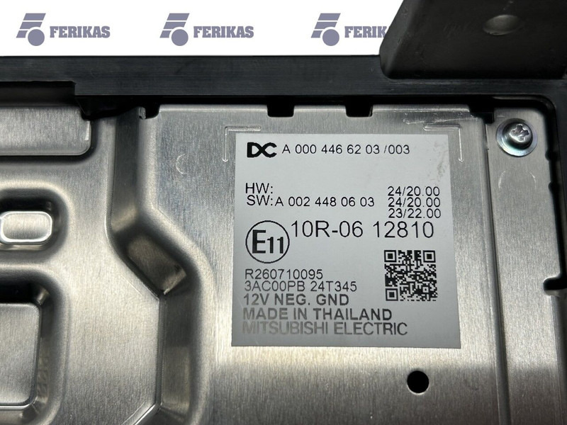 Mercedes-Benz instrumental cluster, dashboard - Instrumentenpaneel voor Vrachtwagen: afbeelding 4 Mercedes-Benz instrumental cluster, dashboard - Instrumentenpaneel voor Vrachtwagen: afbeelding 4