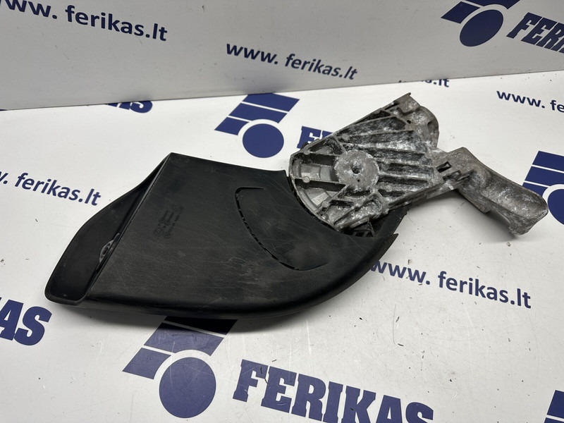 Mercedes-Benz rear view camera, left side - Achteruitkijkspiegel voor Vrachtwagen: afbeelding 4 Mercedes-Benz rear view camera, left side - Achteruitkijkspiegel voor Vrachtwagen: afbeelding 4