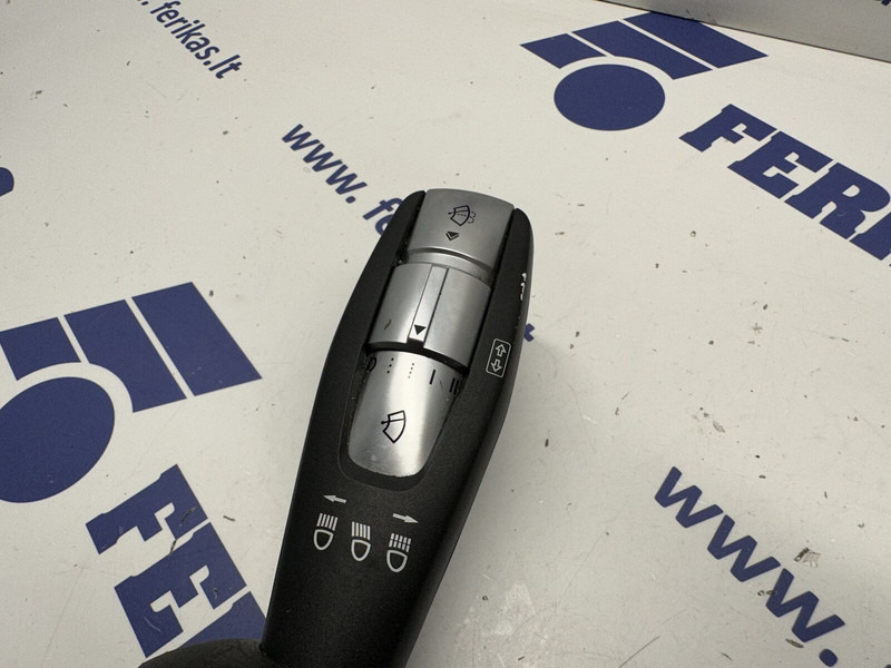 Mercedes-Benz wiper, turn switch stalk - Relais voor Vrachtwagen: afbeelding 3 Mercedes-Benz wiper, turn switch stalk - Relais voor Vrachtwagen: afbeelding 3