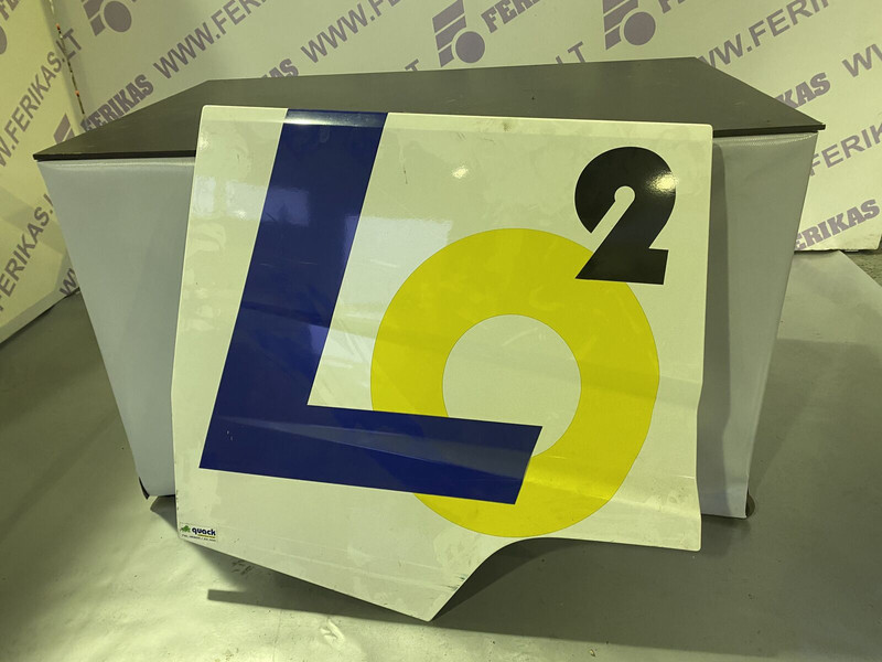 Renault luggage cover - Bumper voor Vrachtwagen: afbeelding 1 Renault luggage cover - Bumper voor Vrachtwagen: afbeelding 1