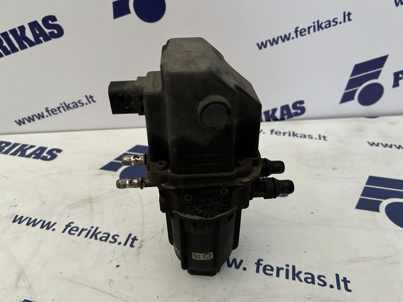 Scania AdBlue pump - Geluiddemper/ Uitlaatsysteem voor Vrachtwagen: afbeelding 2 Scania AdBlue pump - Geluiddemper/ Uitlaatsysteem voor Vrachtwagen: afbeelding 2