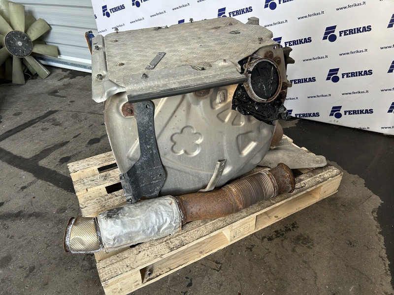 Scania exhaust catalyst - Katalysator voor Vrachtwagen: afbeelding 2 Scania exhaust catalyst - Katalysator voor Vrachtwagen: afbeelding 2