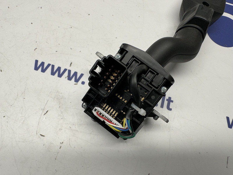 Scania gear selector switch - Relais voor Vrachtwagen: afbeelding 3 Scania gear selector switch - Relais voor Vrachtwagen: afbeelding 3