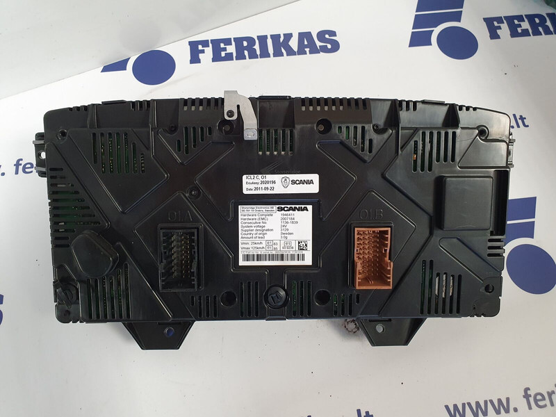 Scania instrument cluster - Instrumentenpaneel voor Vrachtwagen: afbeelding 2 Scania instrument cluster - Instrumentenpaneel voor Vrachtwagen: afbeelding 2