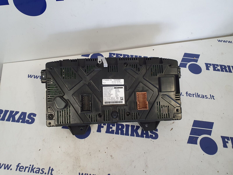 Scania instrument cluster - Instrumentenpaneel voor Vrachtwagen: afbeelding 2 Scania instrument cluster - Instrumentenpaneel voor Vrachtwagen: afbeelding 2