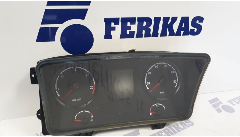 Scania instrument cluster - Instrumentenpaneel voor Vrachtwagen: afbeelding 1 Scania instrument cluster - Instrumentenpaneel voor Vrachtwagen: afbeelding 1