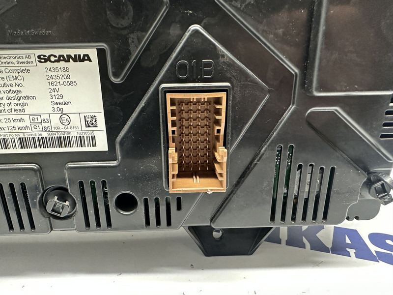 Scania instrument cluster, UK version - Instrumentenpaneel voor Vrachtwagen: afbeelding 4 Scania instrument cluster, UK version - Instrumentenpaneel voor Vrachtwagen: afbeelding 4