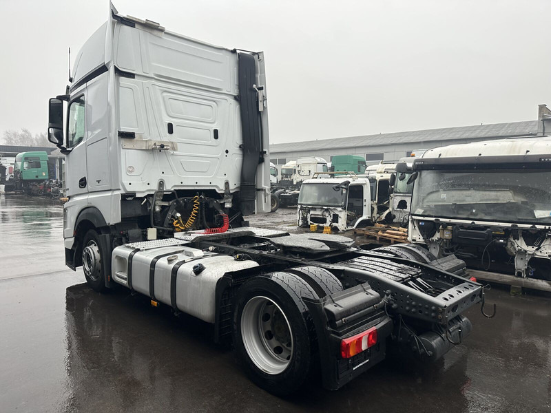 Mercedes-Benz Actros MP4 - Trekker: afbeelding 3 Mercedes-Benz Actros MP4 - Trekker: afbeelding 3