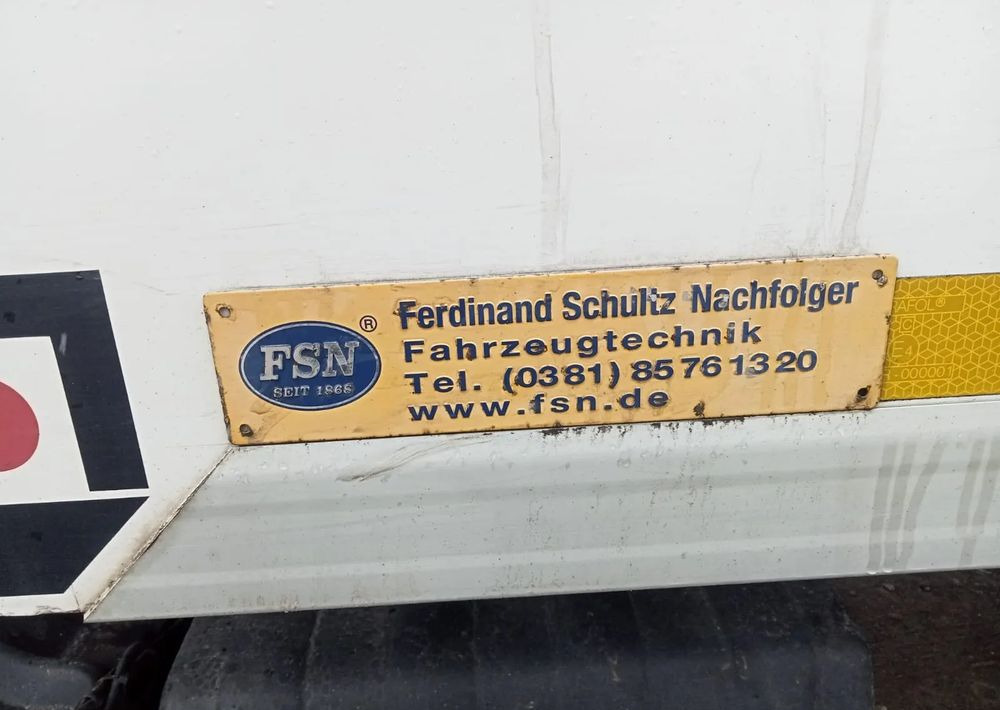Inny 7.20 CHŁODNIA THERMO KING - Koelwagen laadbak: afbeelding 4 Inny 7.20 CHŁODNIA THERMO KING - Koelwagen laadbak: afbeelding 4