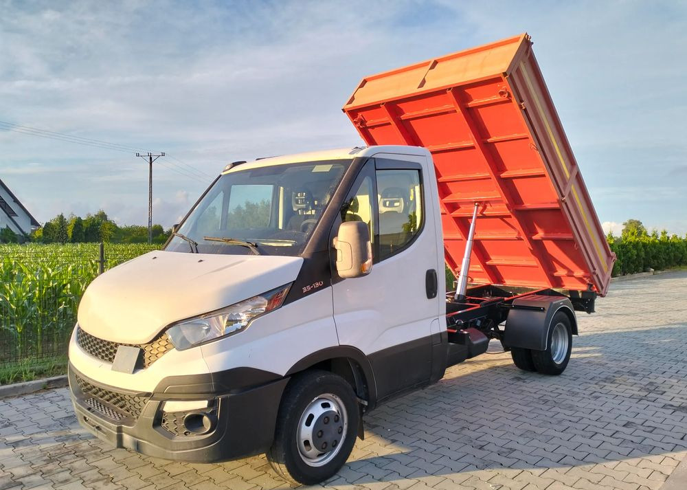 Iveco Daily 35C13 wywrotka wywrot kiper tipper wyklapac - Kipper bestelwagen: afbeelding 1 Iveco Daily 35C13 wywrotka wywrot kiper tipper wyklapac - Kipper bestelwagen: afbeelding 1