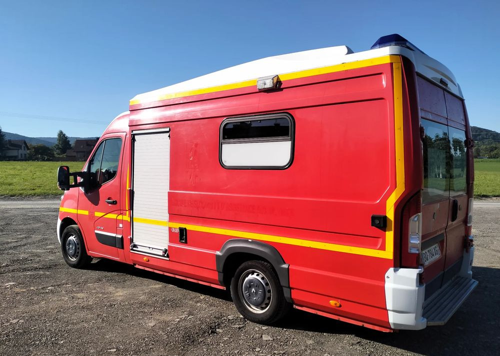 Renault Master III 2.3 ambulans karetka kontener straż pogotowie - Ambulance: afbeelding 3 Renault Master III 2.3 ambulans karetka kontener straż pogotowie - Ambulance: afbeelding 3