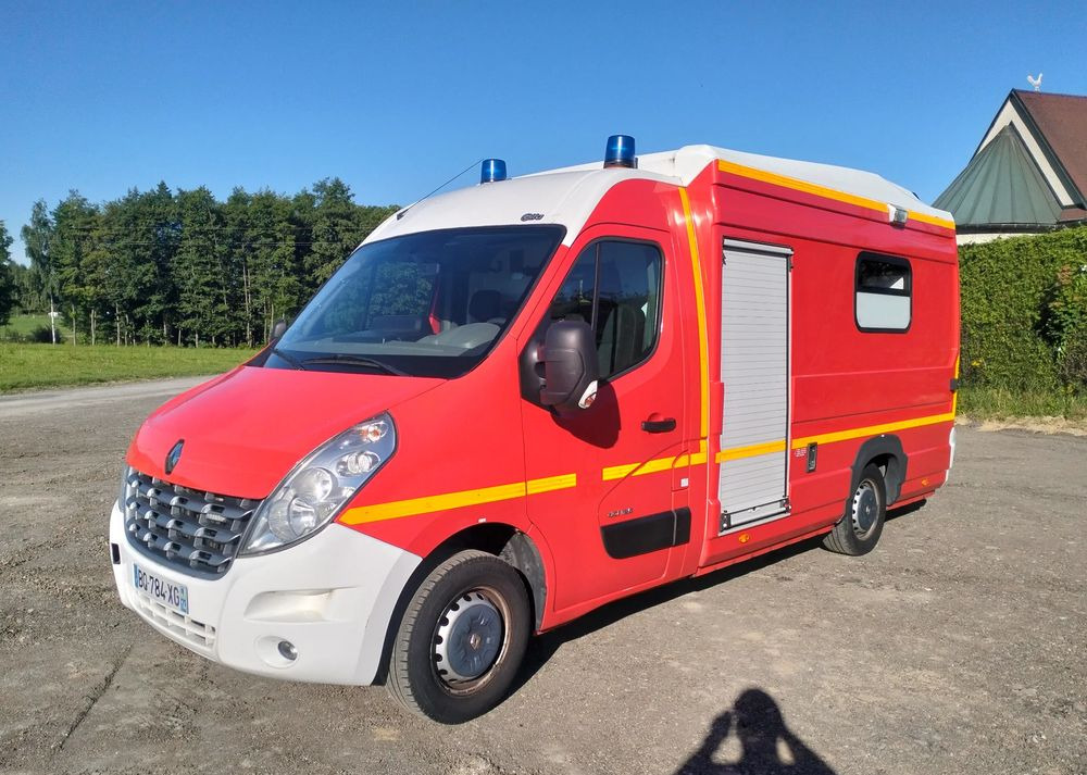 Renault Master III 2.3 ambulans karetka kontener straż pogotowie - Ambulance: afbeelding 1 Renault Master III 2.3 ambulans karetka kontener straż pogotowie - Ambulance: afbeelding 1