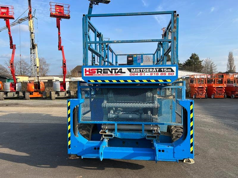 Genie GS4390 RT diesel 4x4 15m (1541) - Schaarlift: afbeelding 4 Genie GS4390 RT diesel 4x4 15m (1541) - Schaarlift: afbeelding 4