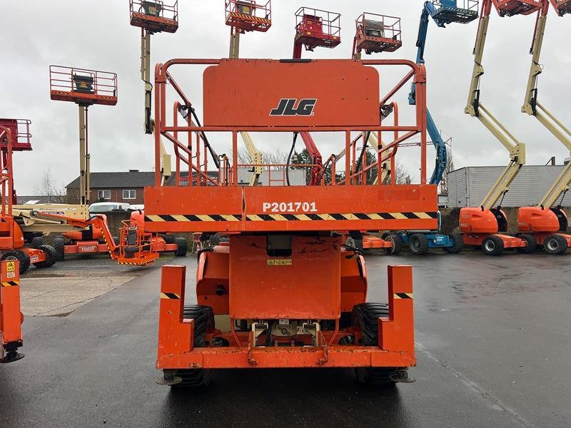 JLG 4394 RT diesel 4x4 15m (1747) - Schaarlift: afbeelding 4 JLG 4394 RT diesel 4x4 15m (1747) - Schaarlift: afbeelding 4