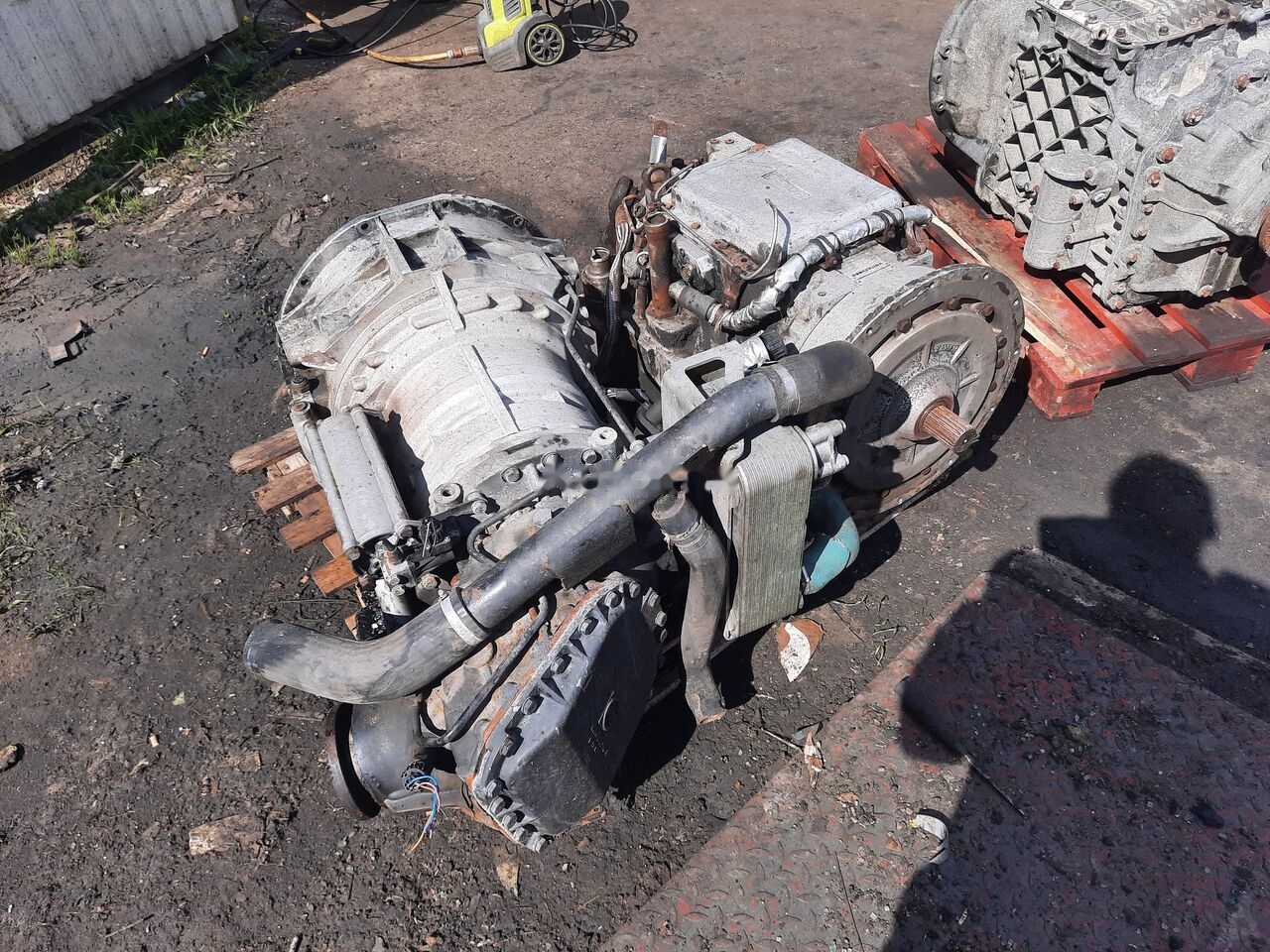 IVECO ZF 6HP604C Cursor 8. 6HP594C IVECO Cursor 8 - Versnellingsbak voor Bus: afbeelding 2 IVECO ZF 6HP604C Cursor 8. 6HP594C IVECO Cursor 8 - Versnellingsbak voor Bus: afbeelding 2