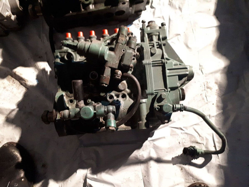 MAN . 0402746967. 0402736883. 0402946023. 034 - Brandstofpomp: afbeelding 1 MAN . 0402746967. 0402736883. 0402946023. 034 - Brandstofpomp: afbeelding 1