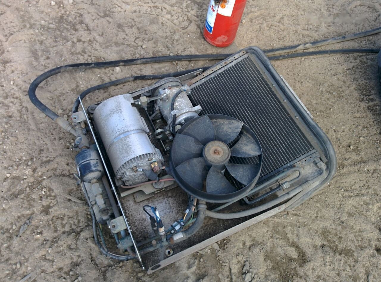 MAN CC4ES Klimaalage \Air Konditioner Volvo B9 - Airco compressor voor Bus: afbeelding 5 MAN CC4ES Klimaalage \Air Konditioner Volvo B9 - Airco compressor voor Bus: afbeelding 5