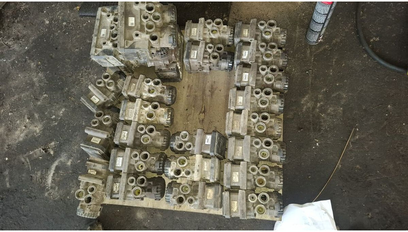 MAN Скания.Вольво - Klep: afbeelding 1 MAN Скания.Вольво - Klep: afbeelding 1