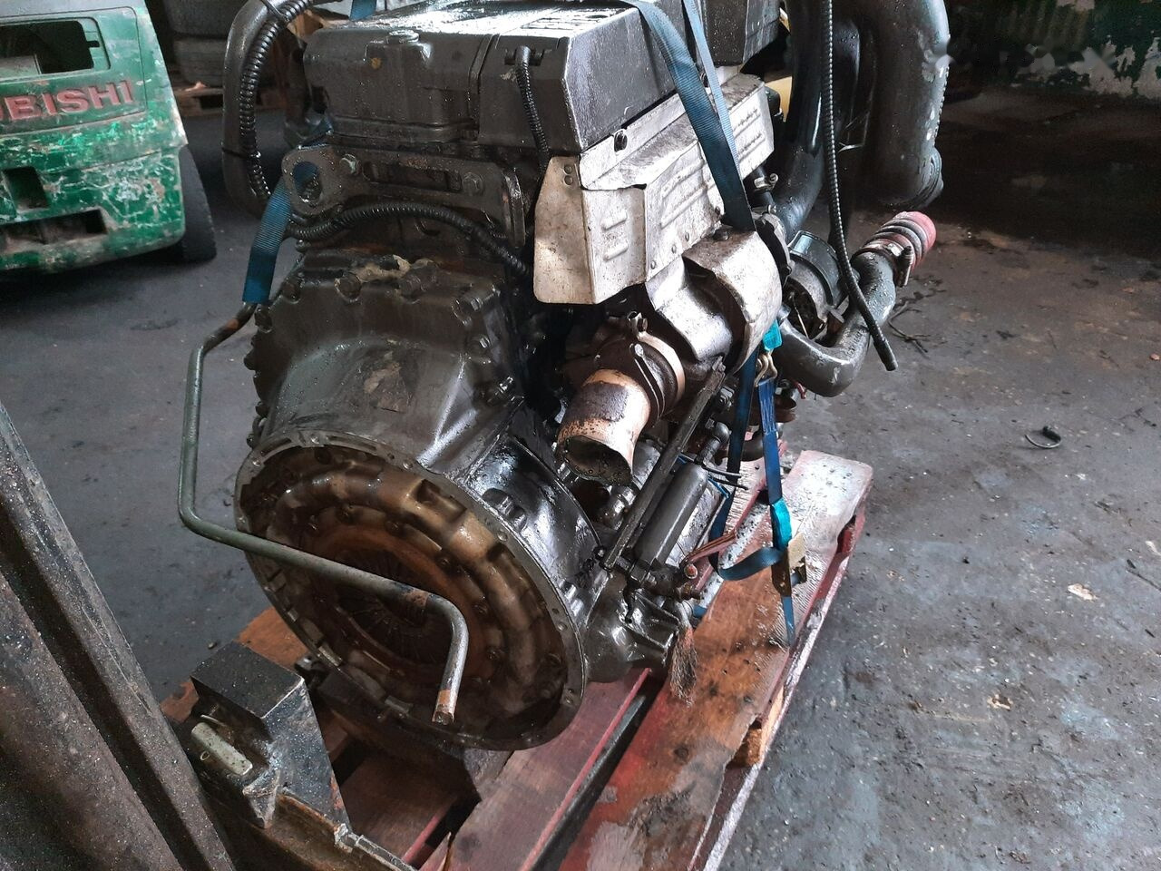 Mercedes-Benz OM 904 LA900/912 Mercedes-Benz - Motor voor Bus: afbeelding 1 Mercedes-Benz OM 904 LA900/912 Mercedes-Benz - Motor voor Bus: afbeelding 1