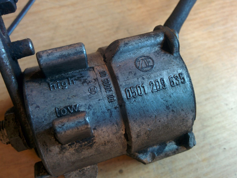 Mercedes-Benz потенциометр 445.805.2\2 . 4.4.\511.5.10. 5020. 5.9/ 5.18/3 . 44 - ECU: afbeelding 5 Mercedes-Benz потенциометр 445.805.2\2 . 4.4.\511.5.10. 5020. 5.9/ 5.18/3 . 44 - ECU: afbeelding 5