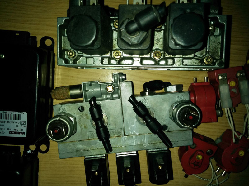 Mercedes-Benz закрытия двери BOSCH 0481500007 - Onderdelen: afbeelding 4 Mercedes-Benz закрытия двери BOSCH 0481500007 - Onderdelen: afbeelding 4