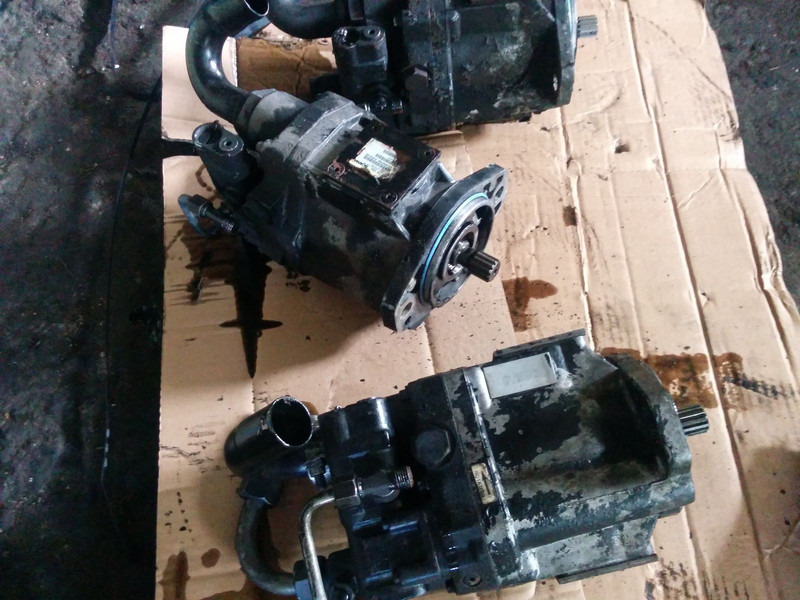 Scania 470177 Hydraulic pump - Hydraulische pomp: afbeelding 1 Scania 470177 Hydraulic pump - Hydraulische pomp: afbeelding 1