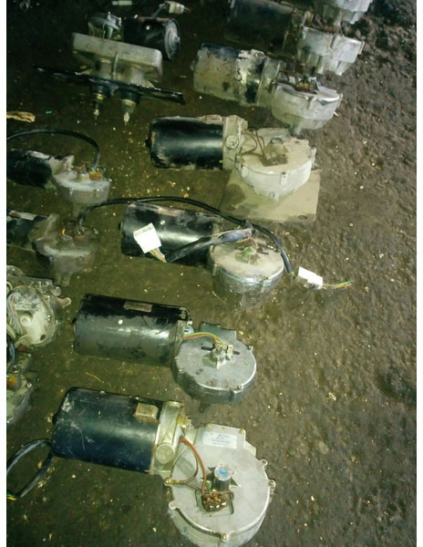 Setra BOSCH 039044245 - Ruitenwisser: afbeelding 4 Setra BOSCH 039044245 - Ruitenwisser: afbeelding 4