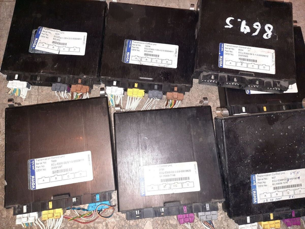 Voith ECU-E300 D2.3.0.0-00018011 MAN Volvo - ECU voor Bus: afbeelding 1 Voith ECU-E300 D2.3.0.0-00018011 MAN Volvo - ECU voor Bus: afbeelding 1