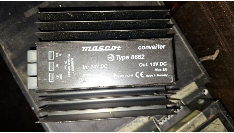 Volvo Blaupunkt BPA49 - ECU: afbeelding 5 Volvo Blaupunkt BPA49 - ECU: afbeelding 5