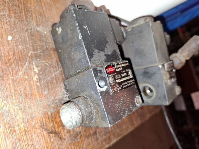 Volvo ZFLS / Herion - Hydraulische cilinder: afbeelding 2 Volvo ZFLS / Herion - Hydraulische cilinder: afbeelding 2