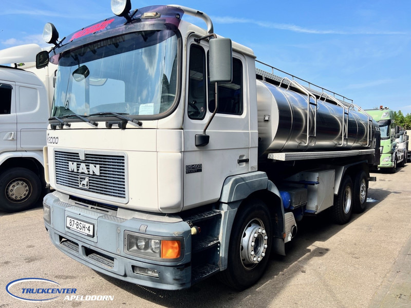 MAN 26.403 Manuel, Retarder, Reduction axle, 14250 liter - Tankwagen: afbeelding 3 MAN 26.403 Manuel, Retarder, Reduction axle, 14250 liter - Tankwagen: afbeelding 3