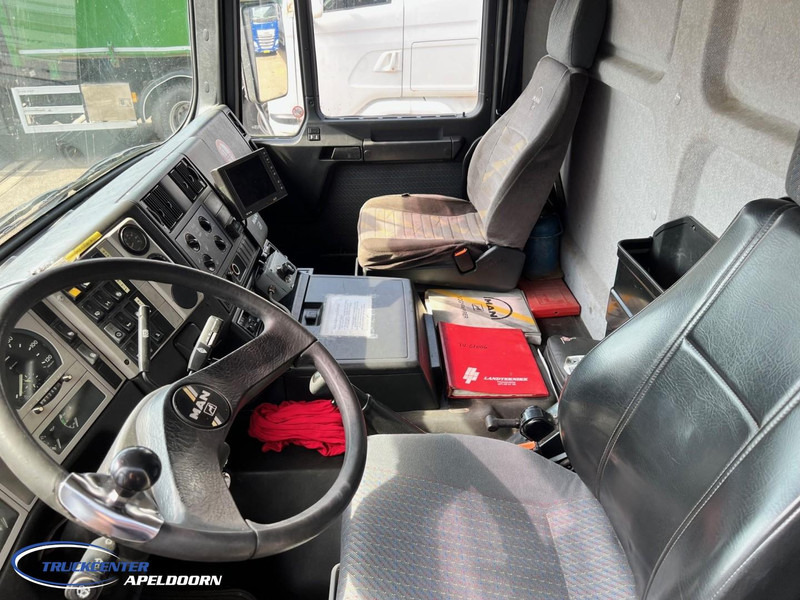 MAN 26.403 Manuel, Retarder, Reduction axle, 14250 liter - Tankwagen: afbeelding 5 MAN 26.403 Manuel, Retarder, Reduction axle, 14250 liter - Tankwagen: afbeelding 5