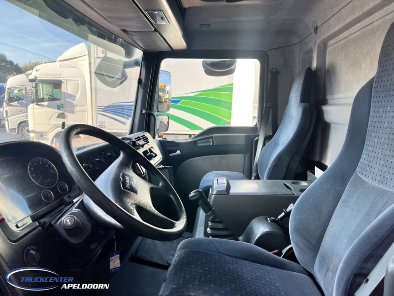 MAN TGL 12.210 Manuel, Carrier Supra 450 Nordic, Euro 4 - Koelwagen vrachtwagen: afbeelding 5 MAN TGL 12.210 Manuel, Carrier Supra 450 Nordic, Euro 4 - Koelwagen vrachtwagen: afbeelding 5