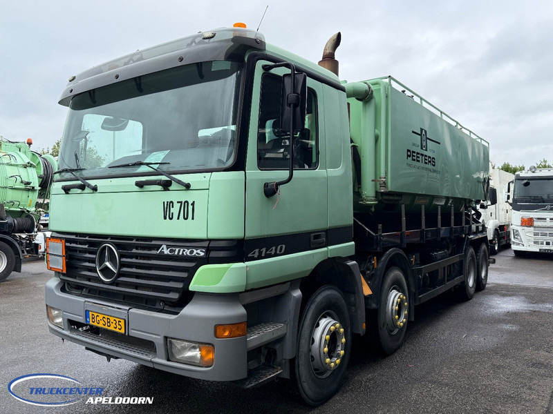 Mercedes-Benz Actros 4140 8x4 Naafreductie, Bladgeveerd, ADR - Vacuümwagen: afbeelding 3 Mercedes-Benz Actros 4140 8x4 Naafreductie, Bladgeveerd, ADR - Vacuümwagen: afbeelding 3