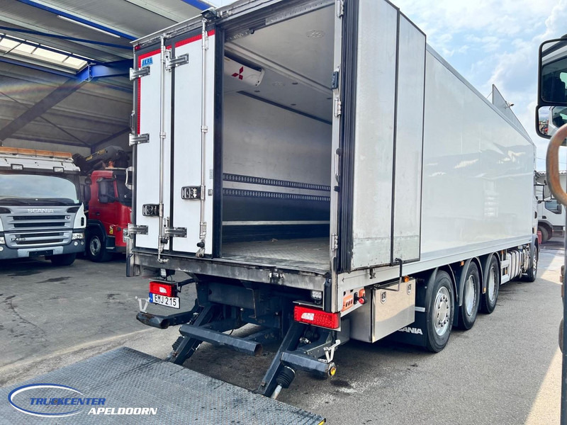 Scania R410 Mitsubishi Multitemp 3 zone, 8x4, 2000 kg lift - Koelwagen vrachtwagen: afbeelding 2 Scania R410 Mitsubishi Multitemp 3 zone, 8x4, 2000 kg lift - Koelwagen vrachtwagen: afbeelding 2