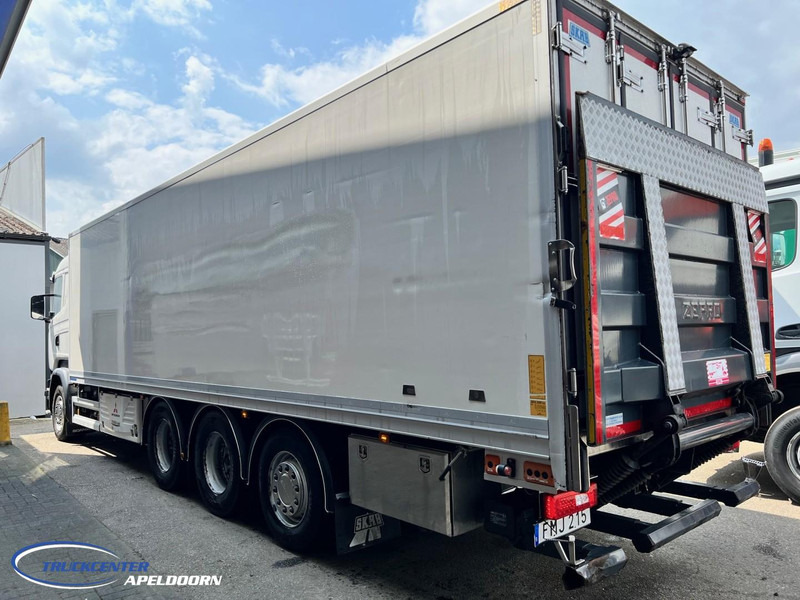 Scania R410 Mitsubishi Multitemp 3 zone, 8x4, 2000 kg lift ! - Koelwagen vrachtwagen: afbeelding 4 Scania R410 Mitsubishi Multitemp 3 zone, 8x4, 2000 kg lift ! - Koelwagen vrachtwagen: afbeelding 4