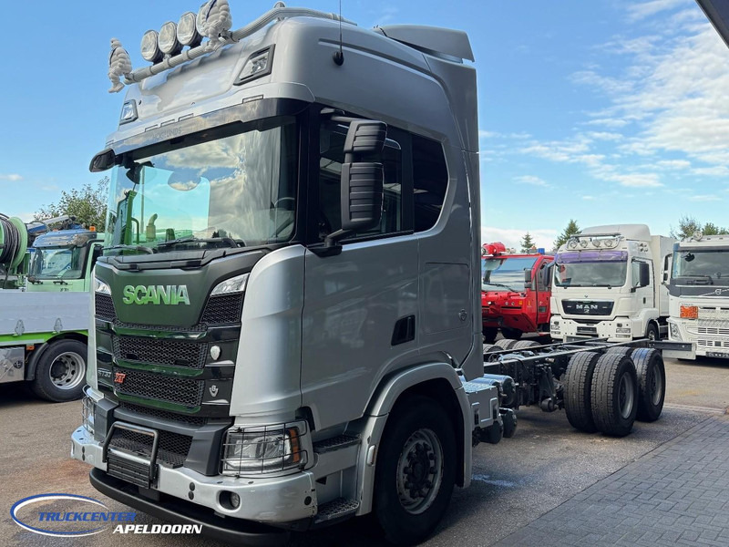 Scania R730 XT NGS V8 6x4 Naafreductie, Retarder, PTO - Chassis vrachtwagen: afbeelding 4 Scania R730 XT NGS V8 6x4 Naafreductie, Retarder, PTO - Chassis vrachtwagen: afbeelding 4
