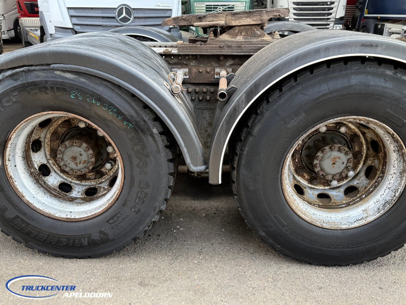 Volvo FH 12 - 420 6x4, Handgeschakeld, Euro 2, Hydrauliek - Trekker: afbeelding 5 Volvo FH 12 - 420 6x4, Handgeschakeld, Euro 2, Hydrauliek - Trekker: afbeelding 5