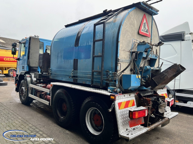 Iveco Eurotrakker 260E38 6x4 Big axle, Steel springs, Cursor 13, Bitumen heater 6m3 Richard Henne - Vrachtwagen: afbeelding 4 Iveco Eurotrakker 260E38 6x4 Big axle, Steel springs, Cursor 13, Bitumen heater 6m3 Richard Henne - Vrachtwagen: afbeelding 4